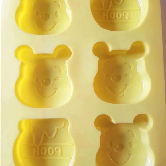 WINNIE THE POOH LARGE SILICONE MOLD - Picture 3 of 6